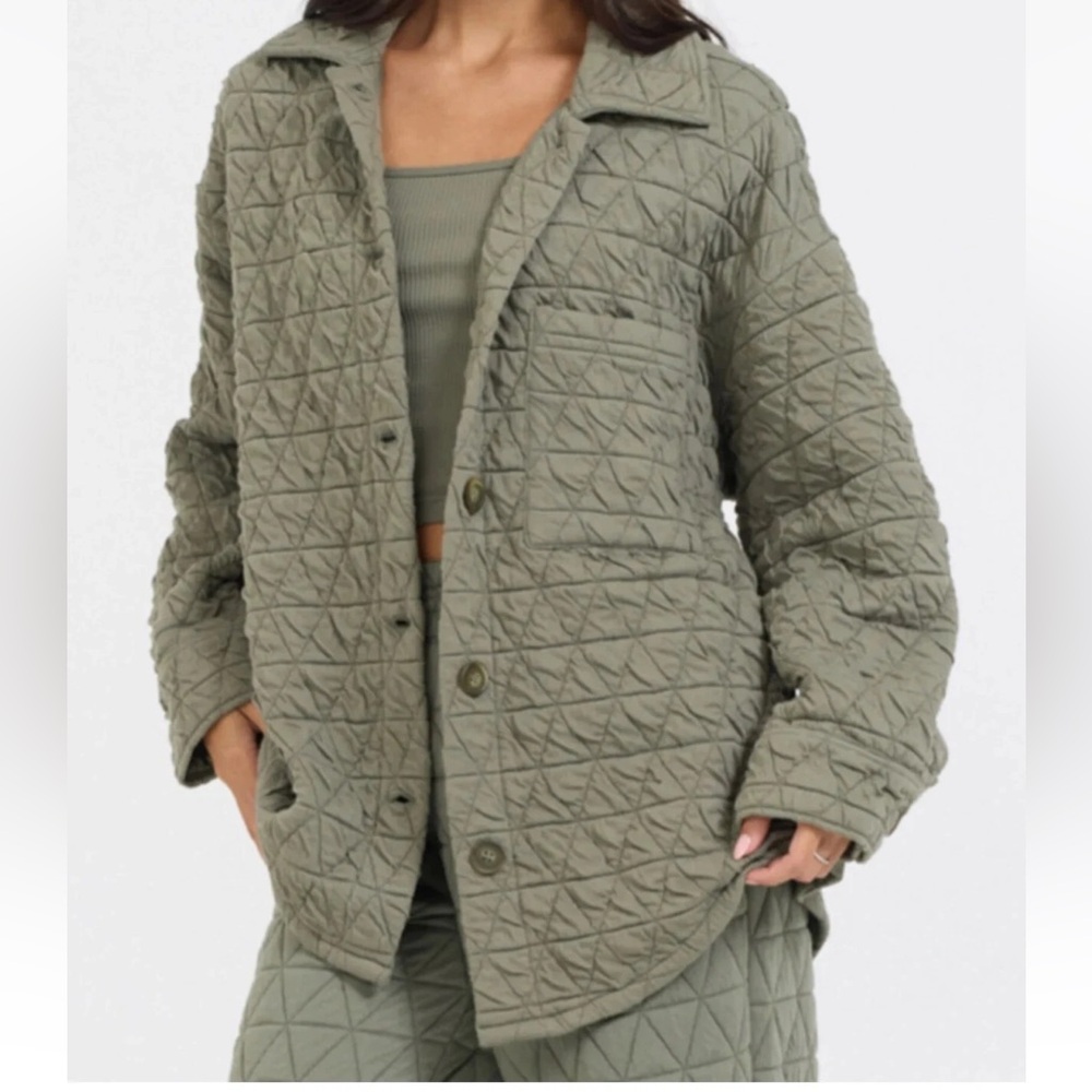 Vintage Havana Women's Quilted Buttonup Shirt Jacket Olive Green SZ M NWT $88